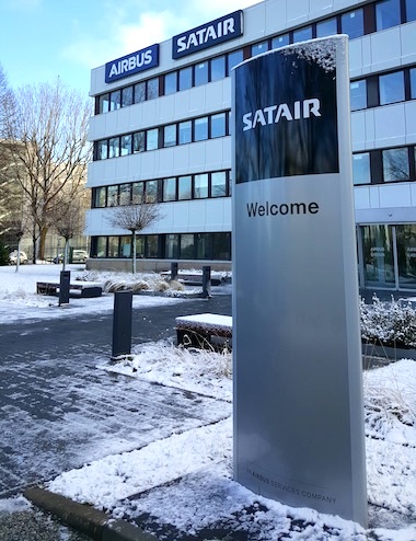 Stele Pylone Leuchtkasten aus Hamburg von Kettler